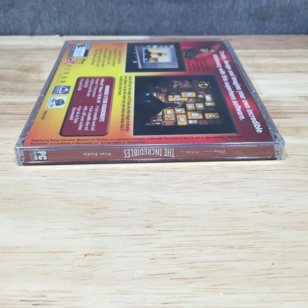 Disney Pixar The Incredibles PC CD-ROM Print Studio Software New Sealed K3586